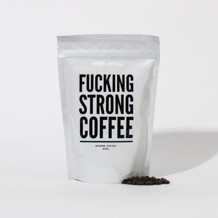 Fucking strong coffee - The best time of the day to drink coffee as a student - Magnet.me blog en 